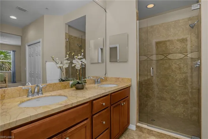 11031 Corsia Trieste Way 204, Bonita Springs, Florida 34135