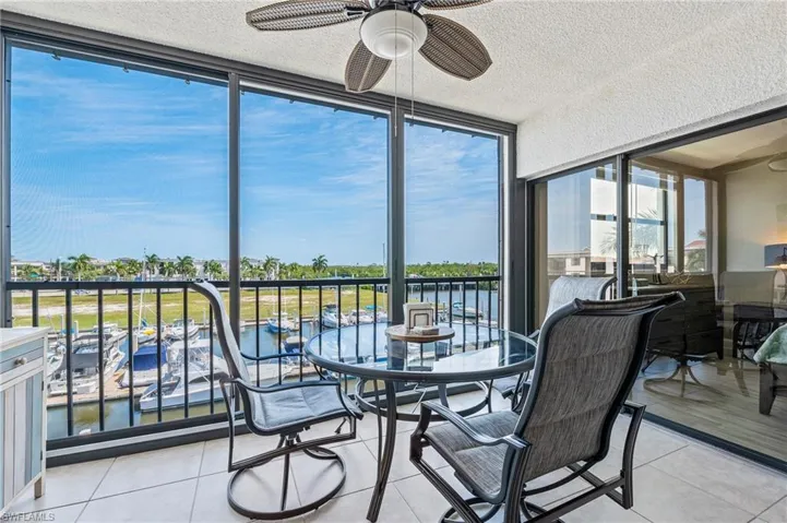 803  River Point  DR, Naples, FL 34102