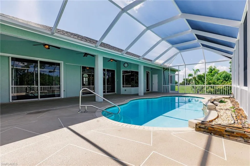 118 8th PL, Cape Coral, FL 33909,225056107