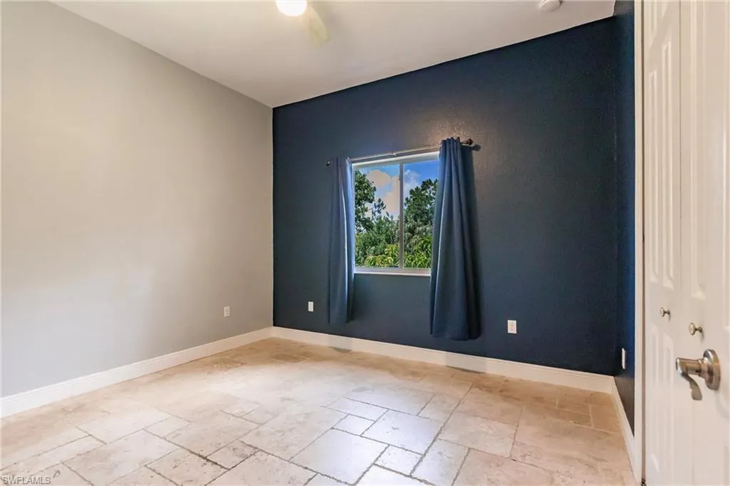 118 8th PL, Cape Coral, FL 33909,225056107