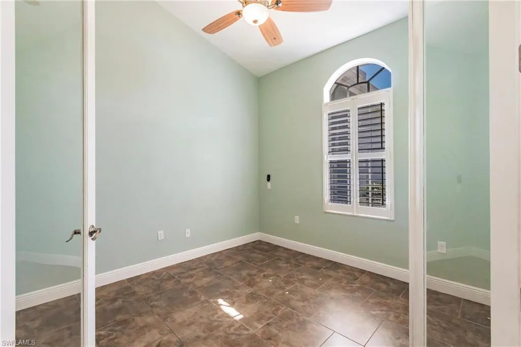 118 8th PL, Cape Coral, FL 33909,225056107