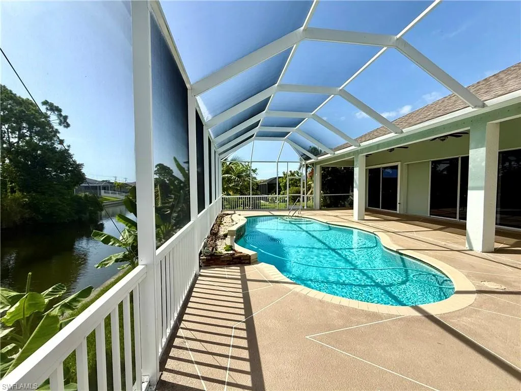 118 8th PL, Cape Coral, FL 33909,225056107