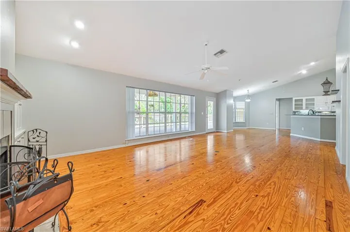 Living / Dining