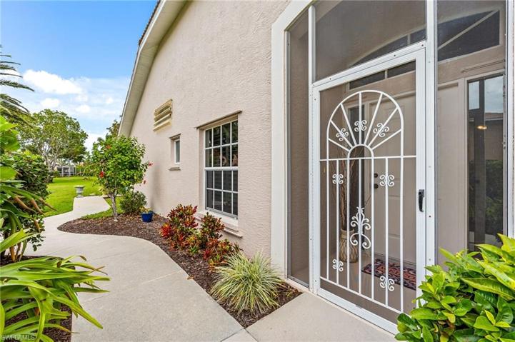 6672  Castlelawn  PL, NAPLES, FL 34113