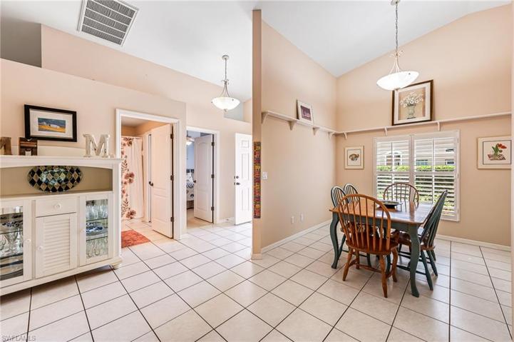 6672  Castlelawn  PL, NAPLES, FL 34113