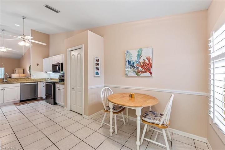 6672  Castlelawn  PL, NAPLES, FL 34113