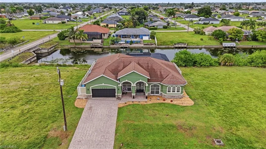 1005 Nw 3rd Pl, Cape Coral, Florida 33993