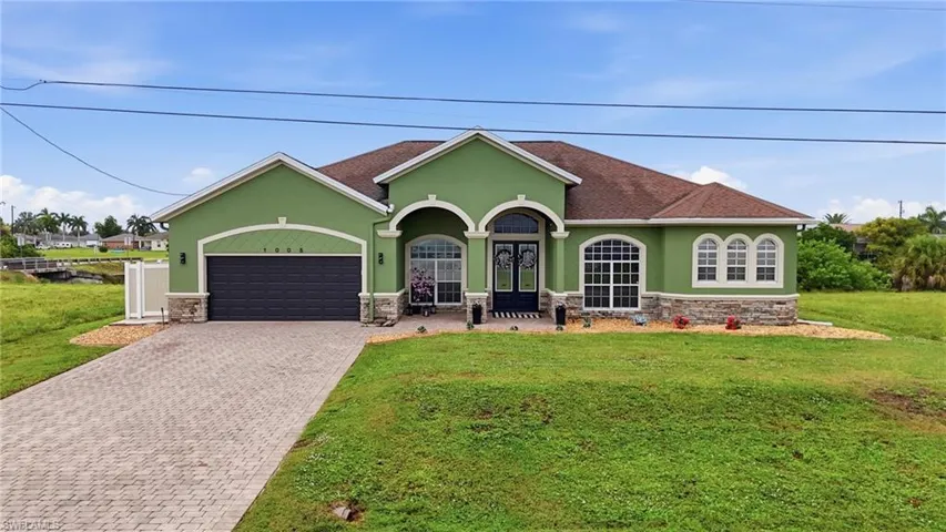 1005 Nw 3rd Pl, Cape Coral, Florida 33993