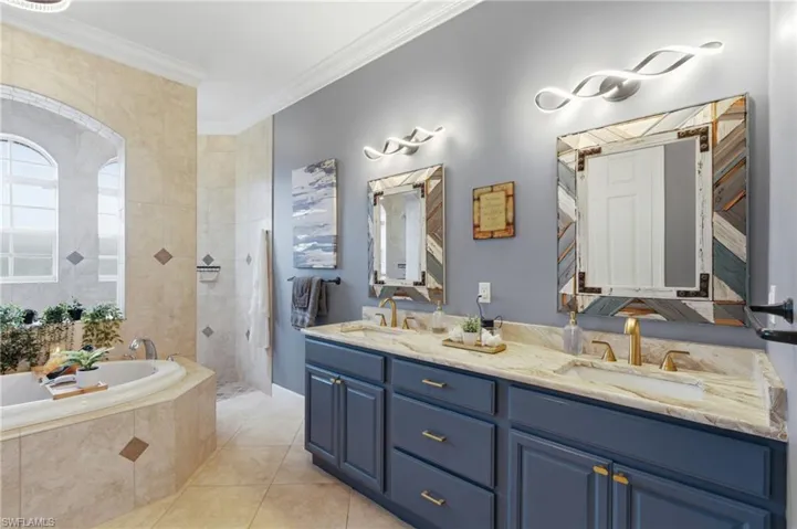 1005 Nw 3rd Pl, Cape Coral, Florida 33993