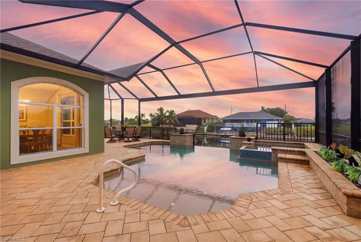 1005 Nw 3rd Pl, Cape Coral, Florida 33993