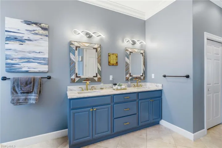 1005 Nw 3rd Pl, Cape Coral, Florida 33993