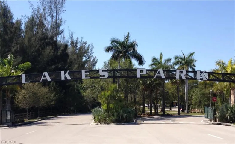 8171 S Woods Cir 8, Fort Myers, Florida 33919