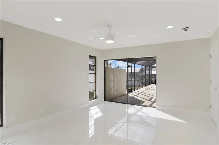 Primary slider to exterior