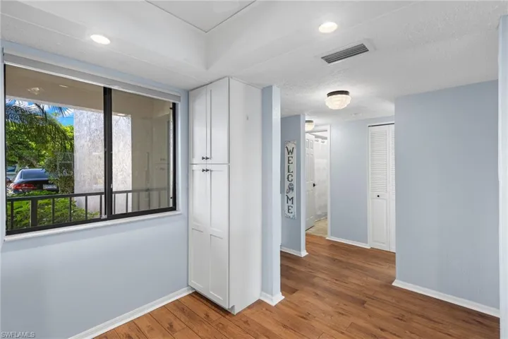 3736 Se 12th Ave 101, Cape Coral, Florida 33904