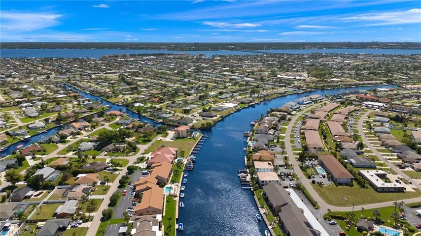 3736 Se 12th Ave 101, Cape Coral, Florida 33904