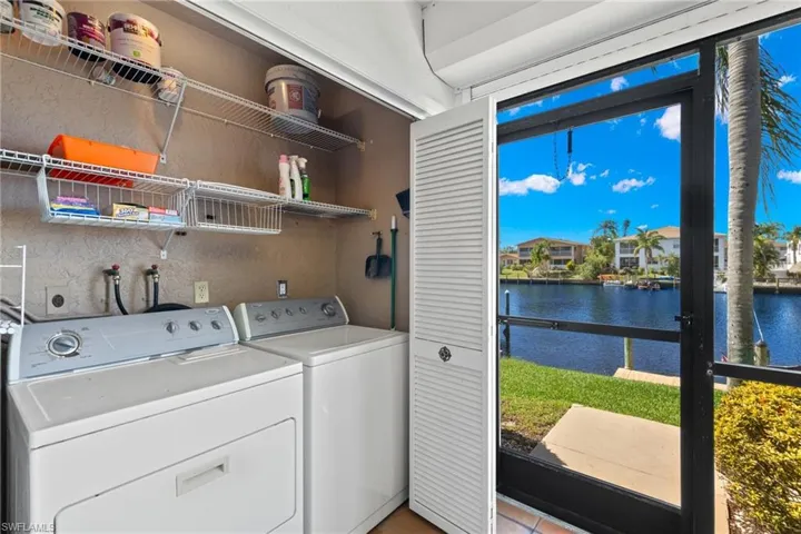 3736 Se 12th Ave 101, Cape Coral, Florida 33904