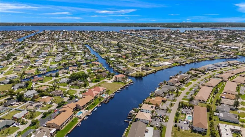 3736 Se 12th Ave 101, Cape Coral, Florida 33904