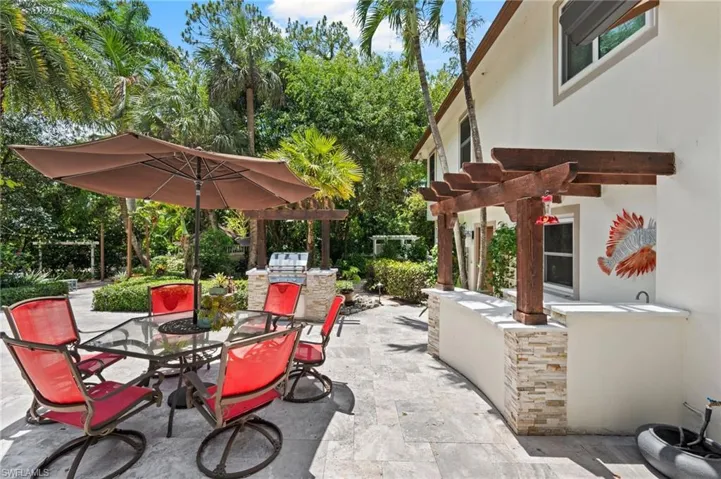 5070  Tamarind Ridge  DR, Naples, FL 34119