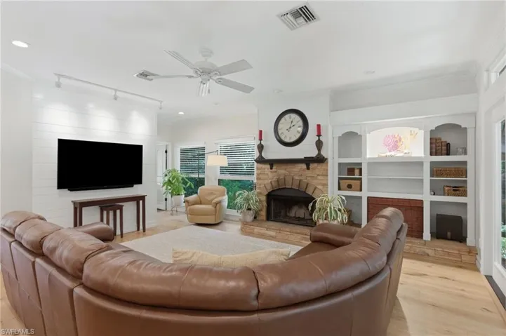 5070 Tamarind Ridge Dr, Naples, Florida 34119