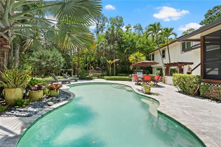 5070  Tamarind Ridge  DR, Naples, FL 34119