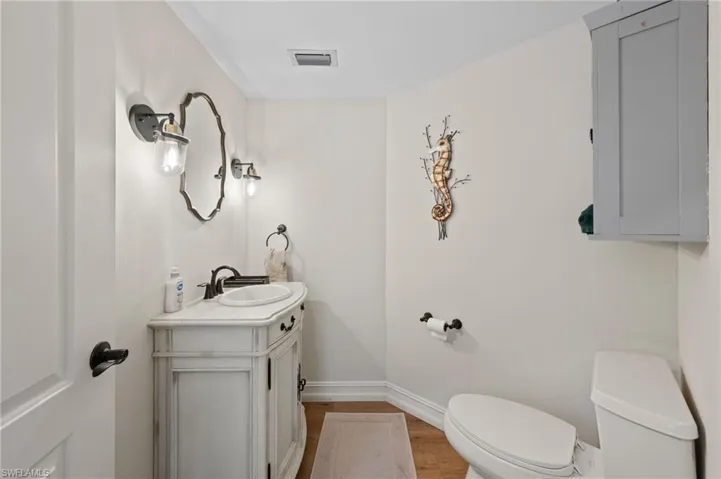 5070  Tamarind Ridge  DR, Naples, FL 34119