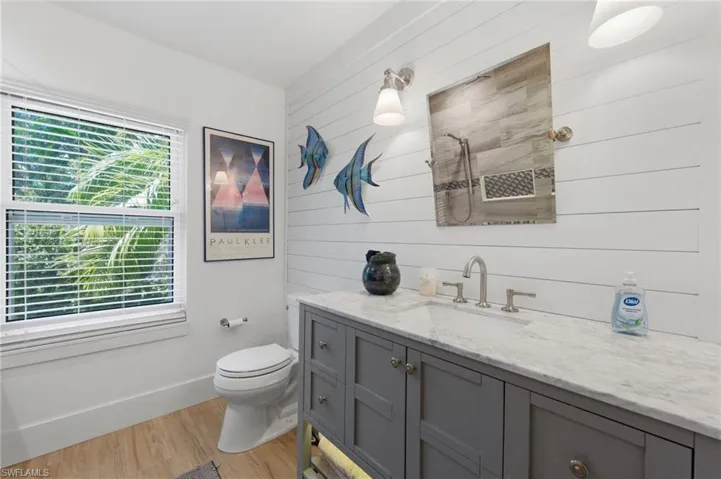 5070  Tamarind Ridge  DR, Naples, FL 34119