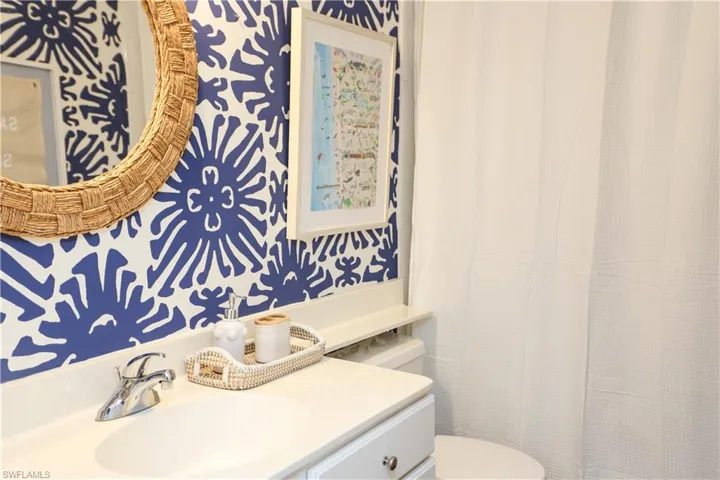 1136  6th S ST, Naples, FL 34102