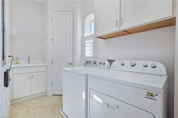 10251 Glastonbury Cir # 201, Fort Myers, Florida 33913
