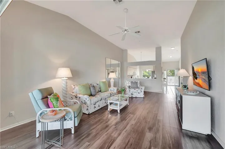 2285 Harmony LN # 203, NAPLES FL 34109
