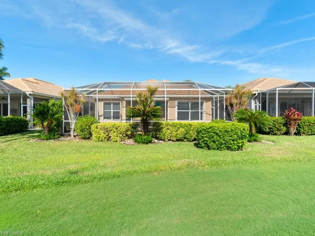 91  Glen Eagle  CIR, Naples, FL 34104