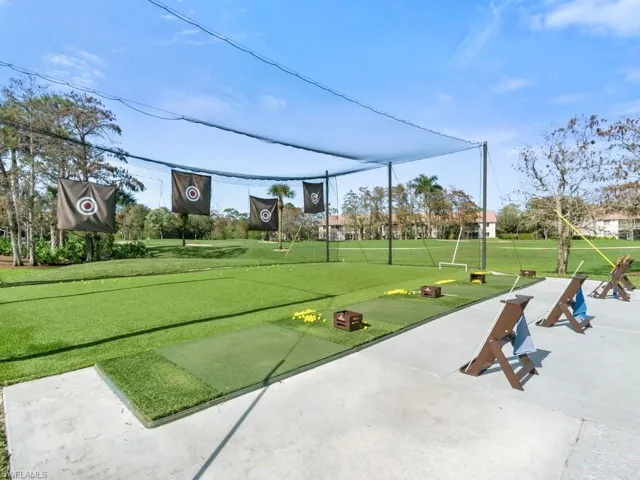 91  Glen Eagle  CIR, Naples, FL 34104