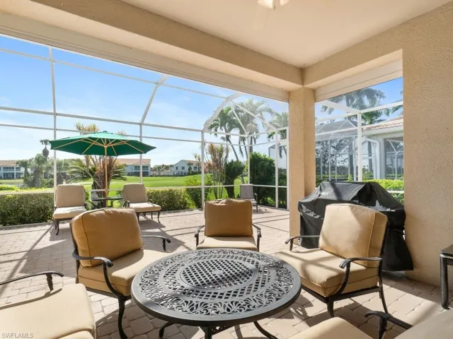 91  Glen Eagle  CIR, Naples, FL 34104