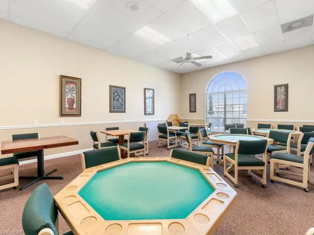 91  Glen Eagle  CIR, Naples, FL 34104
