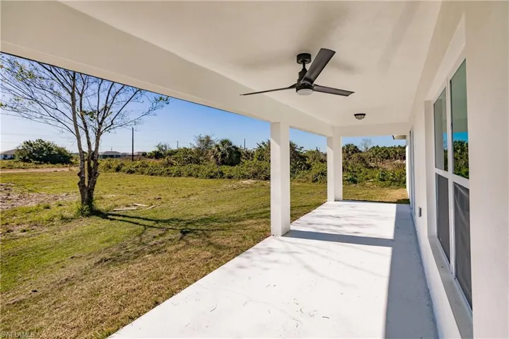 View of patio / terrace with ceiling fan