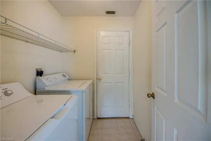 516 Nw 26th Ter, Cape Coral, Florida 33993