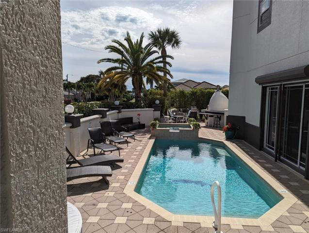9625 6th ST N, NAPLES FL 34108