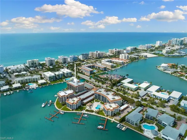 222 Harbour Dr # 207, Naples, Florida 34103
