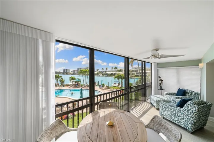 222 Harbour Dr # 207, Naples, Florida 34103
