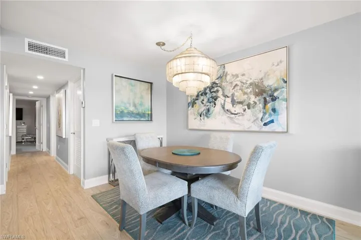 222 Harbour Dr # 207, Naples, Florida 34103