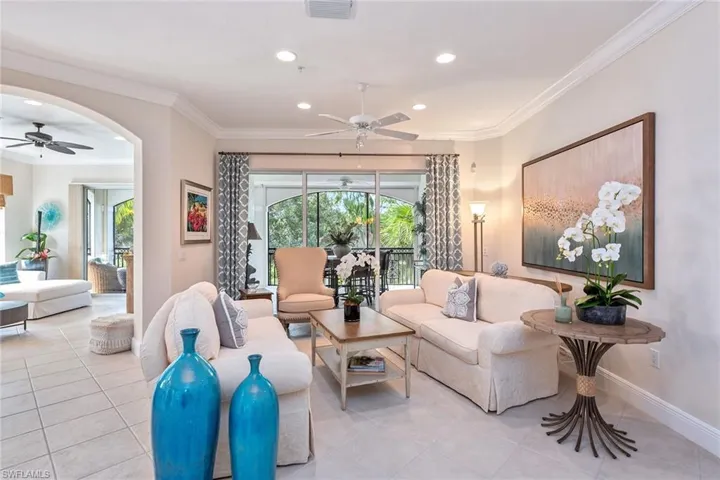 9110 Cascada Way # 201, Naples, Florida 34114