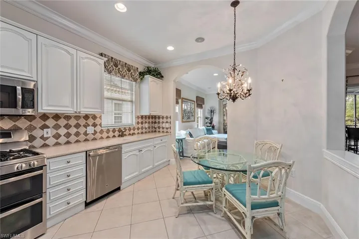 9110 Cascada Way # 201, Naples, Florida 34114