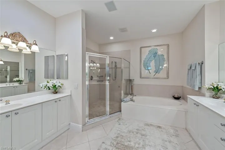 9110 Cascada Way # 201, Naples, Florida 34114