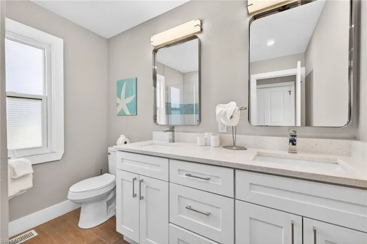 167 Mandalay Rd, Fort Myers Beach, Florida 33931