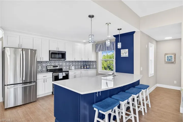 167 Mandalay Rd, Fort Myers Beach, Florida 33931