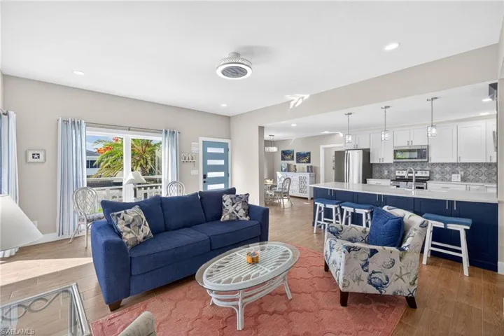 167 Mandalay Rd, Fort Myers Beach, Florida 33931