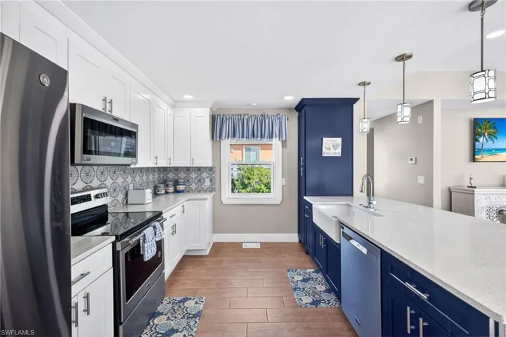 167 Mandalay Rd, Fort Myers Beach, Florida 33931