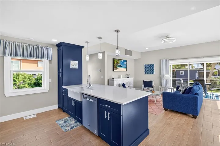 167 Mandalay Rd, Fort Myers Beach, Florida 33931