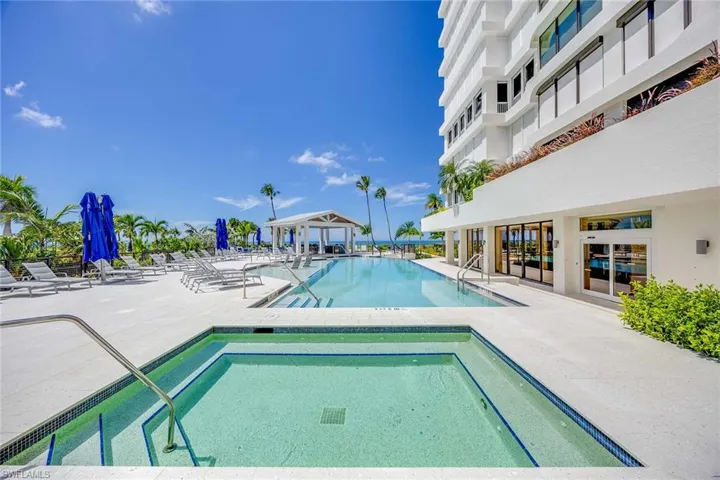 4301  Gulf Shore N BLVD, Naples, FL 34103