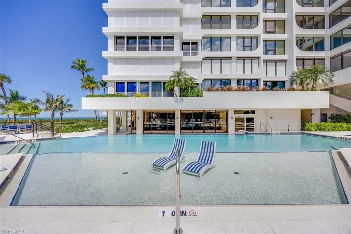 4301  Gulf Shore N BLVD, Naples, FL 34103