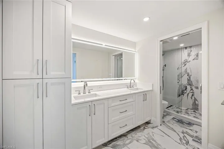 4301  Gulf Shore N BLVD, Naples, FL 34103